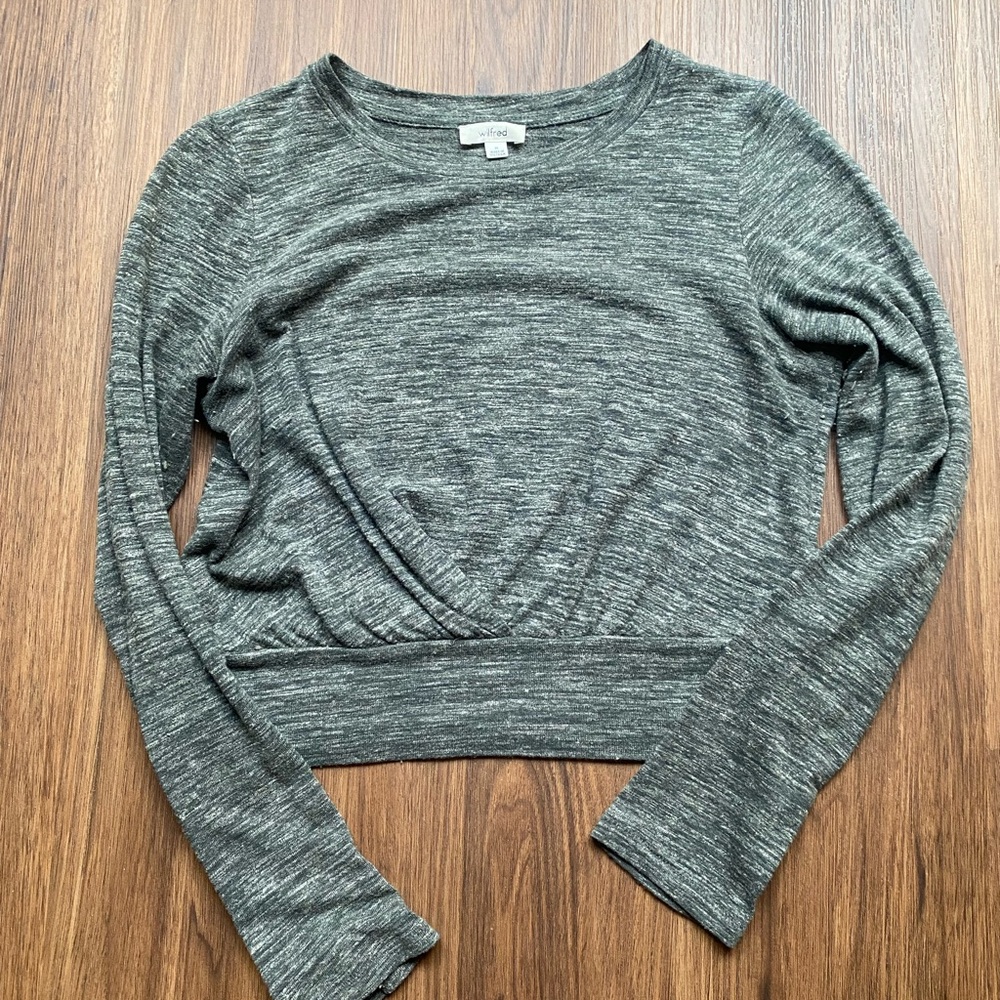 Wilfred | Charcoal Cropped Long Sleeve Top